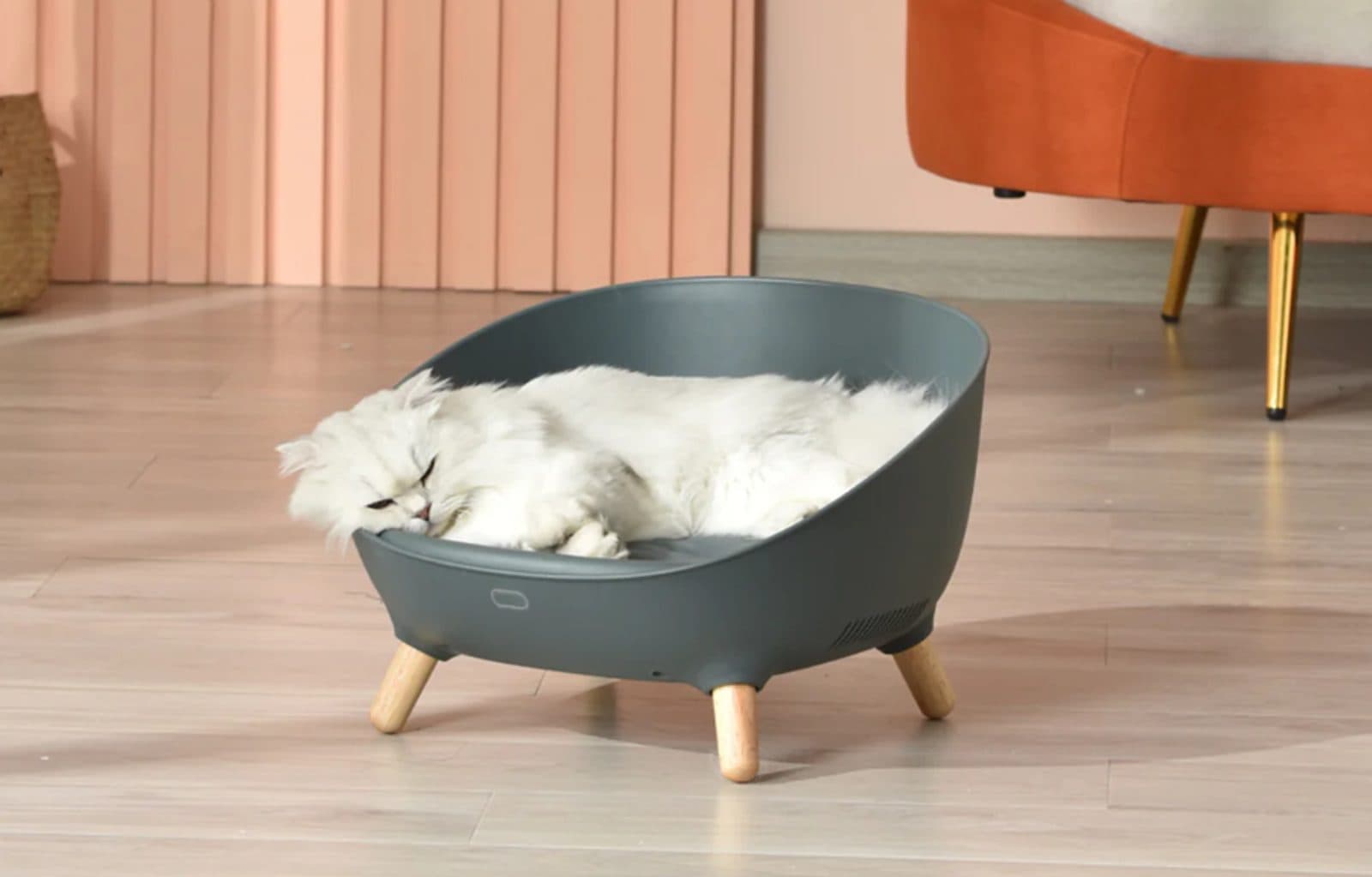 Petoneer Cozy Sofa
 | Heated bed view 3